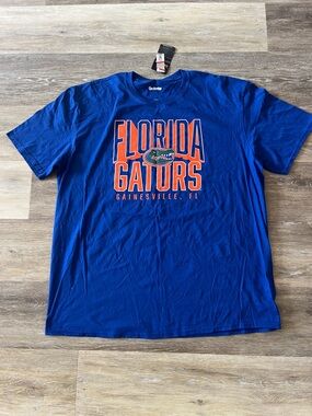 NWT Captivating Florida Gators Men's T-Shirt Blue Size 2XL